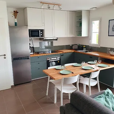 Maison Le Havre De La Gachere, 2 Chambres, 2 Salles D'eau, Parking Prive Et Jardin